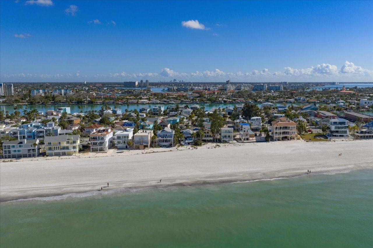 8640 W Gulf Boulevard, Treasure Island, FL 33706 Photo