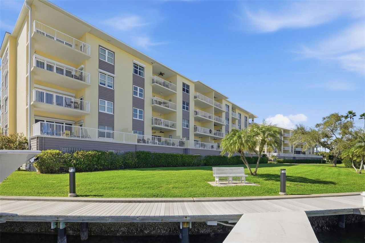 425 150th Avenue, Unit 2404, Madeira Beach, FL 33708 Photo