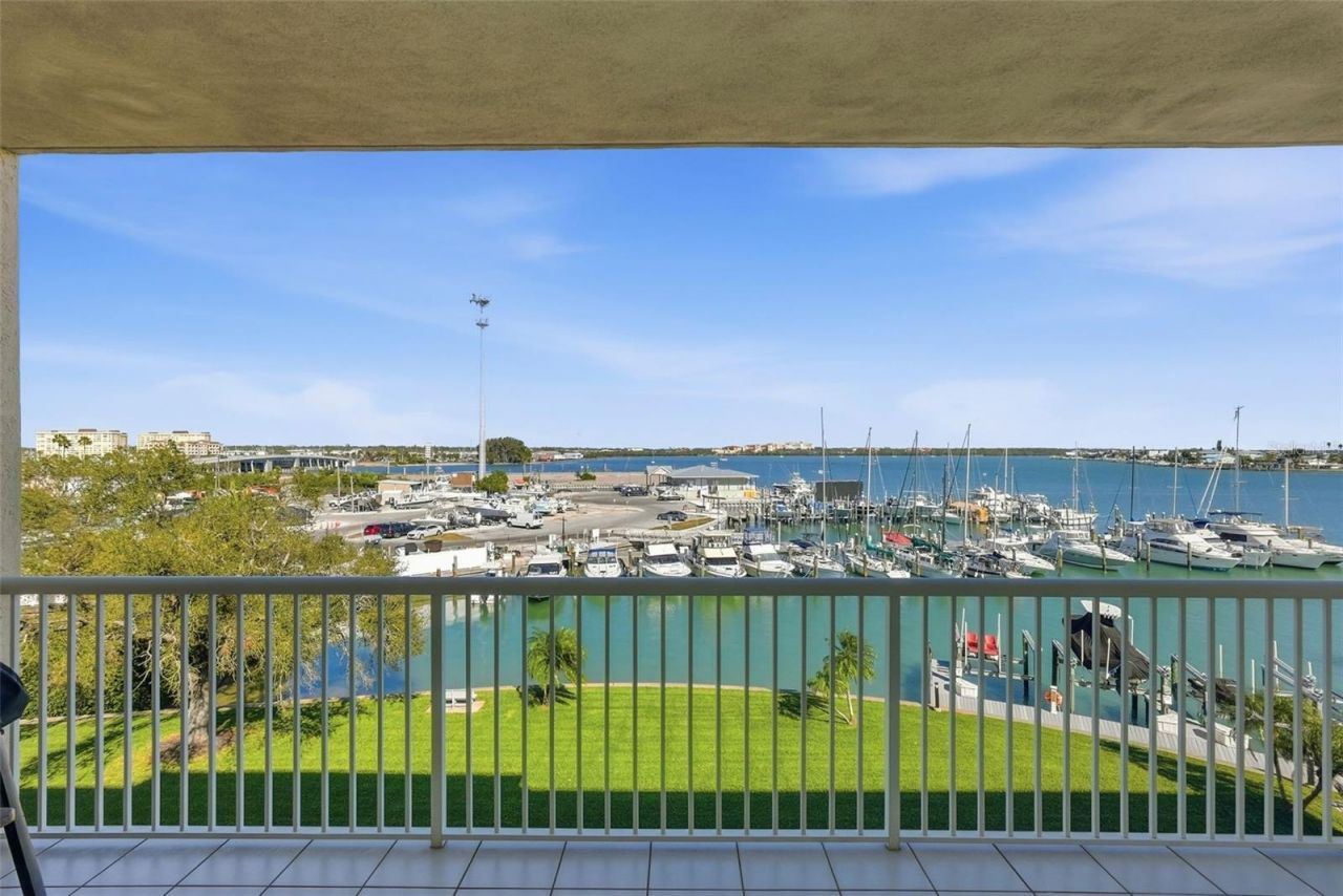 425 150th Avenue, Unit 2404, Madeira Beach, FL 33708 Photo