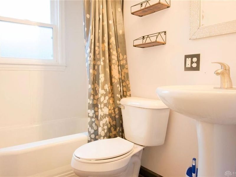 134 Mckinley Avenue, West Milton, OH 45383 Photo 10