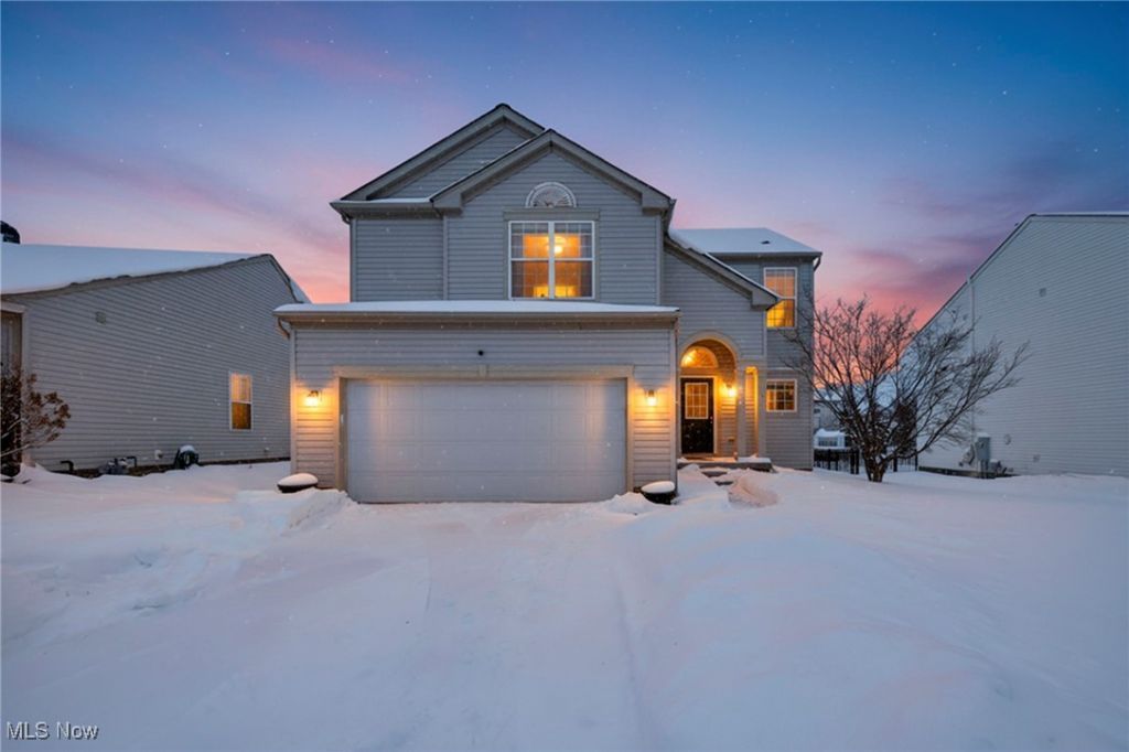 558 Lenox Court, Broadview Heights, OH 44147 Main Photo