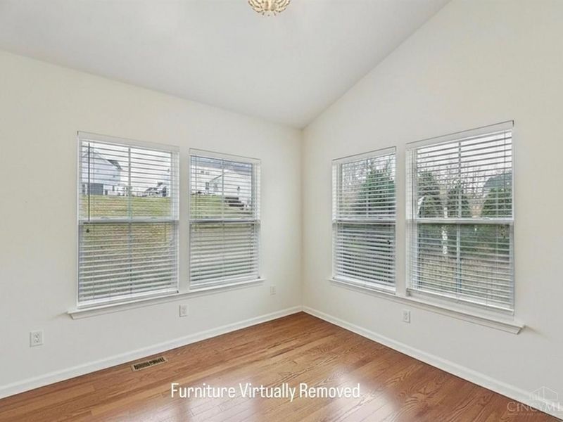 7970 Valley Crossing Drive, Colerain Township, OH 45247 Photo 19