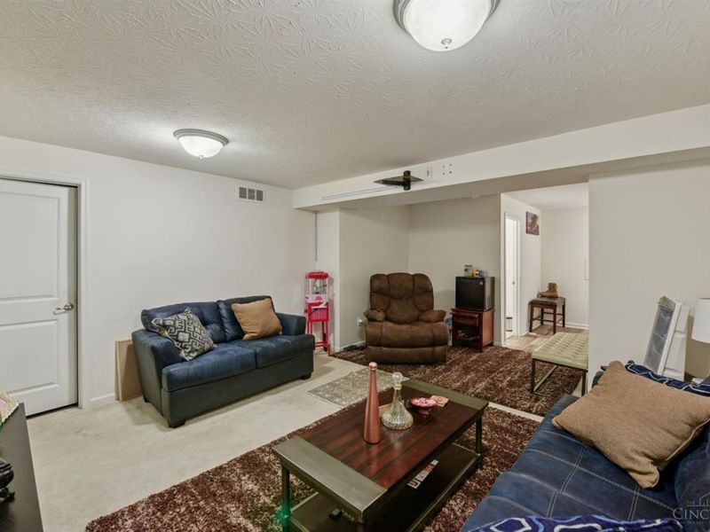 7970 Valley Crossing Drive, Colerain Township, OH 45247 Photo 42