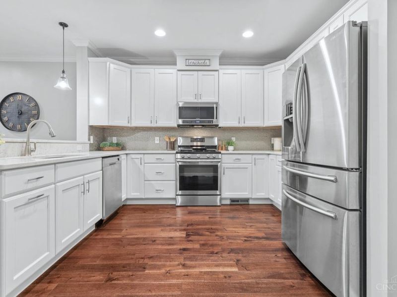 3655 Brotherton, Cincinnati, OH 45209 Photo 8
