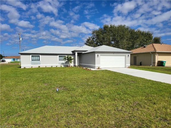 1444 SE 10Th TER , CAPE CORAL, FL 33909