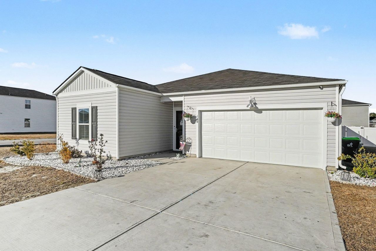 186 Saddle St Photo 28