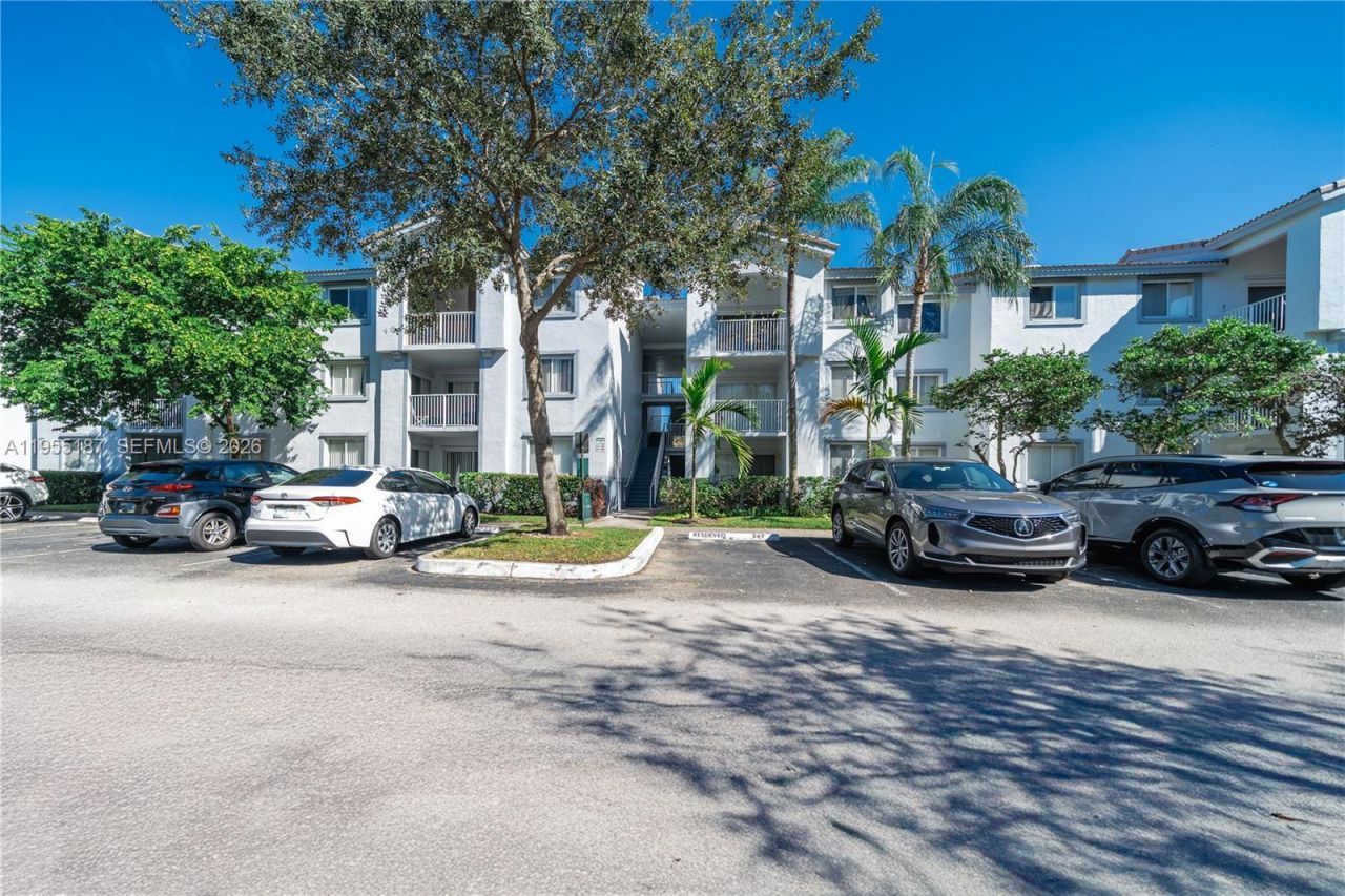 2640 S University Dr, Unit 220, Davie, FL 33328 Photo