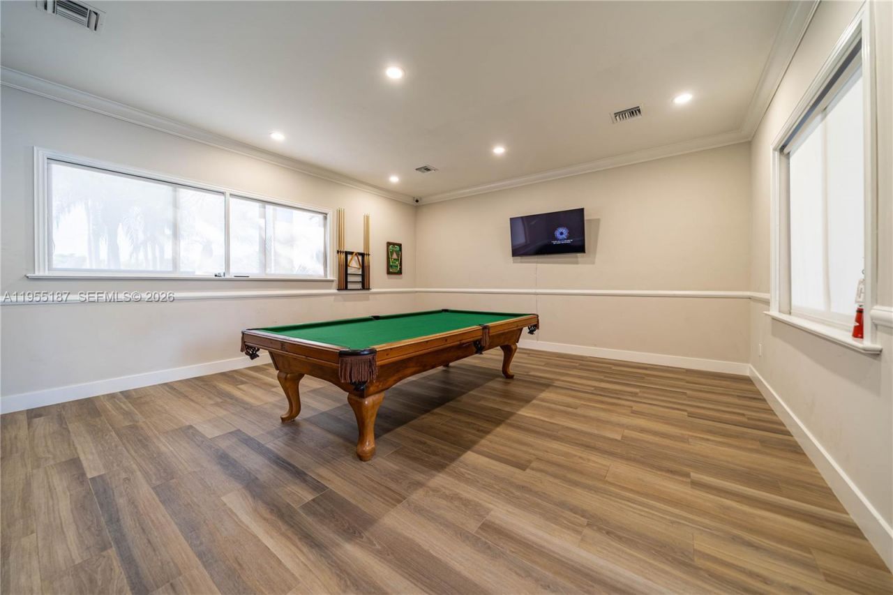 2640 S University Dr, Unit 220, Davie, FL 33328 Photo