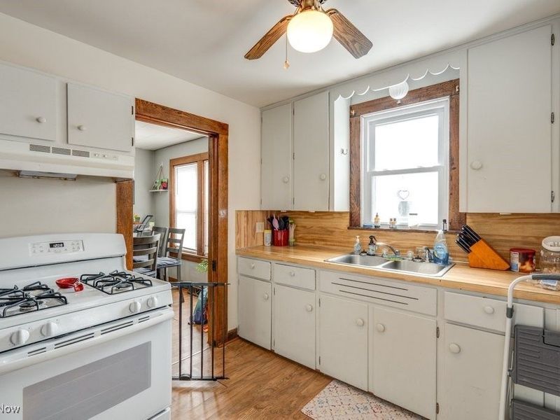 938 Washington Street, Wooster, OH 44691 Photo 4