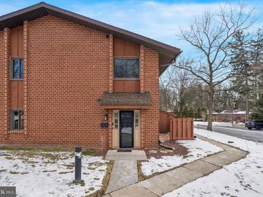 301 WORTHINGTON DRIVE, Unit 301, EXTON, PA 19341