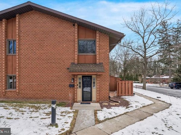 301 WORTHINGTON DRIVE, Unit 301, EXTON, PA 19341