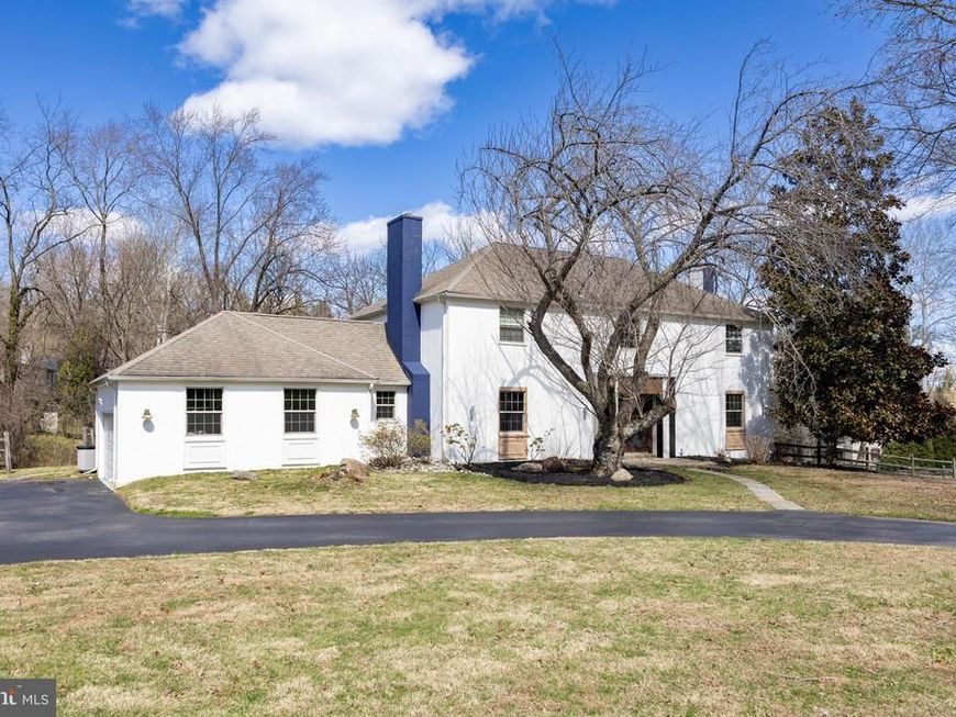 700 Camp Woods Rd, Villanova, PA 19085 Main Photo