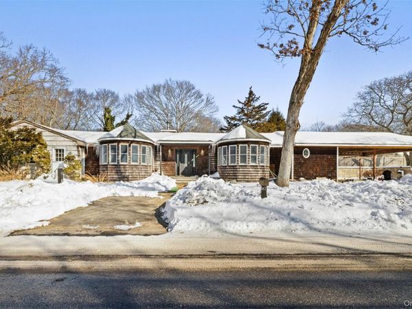 67 Church Lane, East Hampton, NY 11937