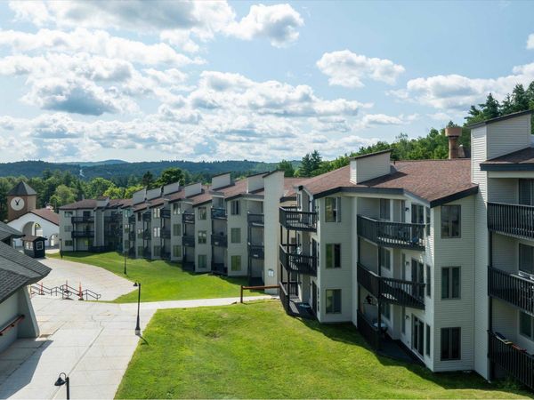 350 Mountain Road, Unit B303, Ludlow, VT 05149