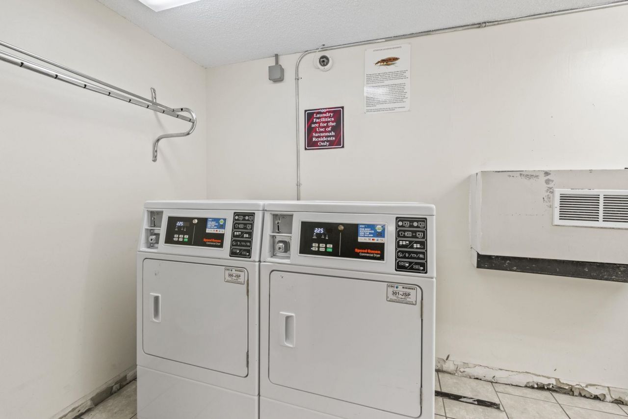 6850 Blue Heron Blvd. Photo 29