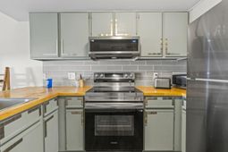 6850 Blue Heron Blvd. photo 4