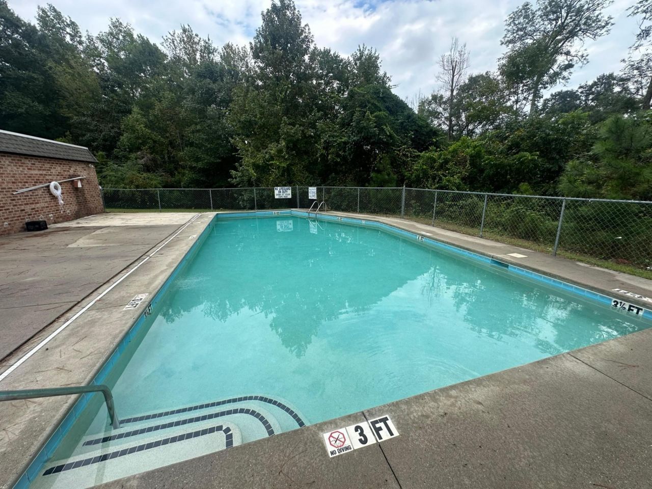 615 Carter Ln. Photo 9