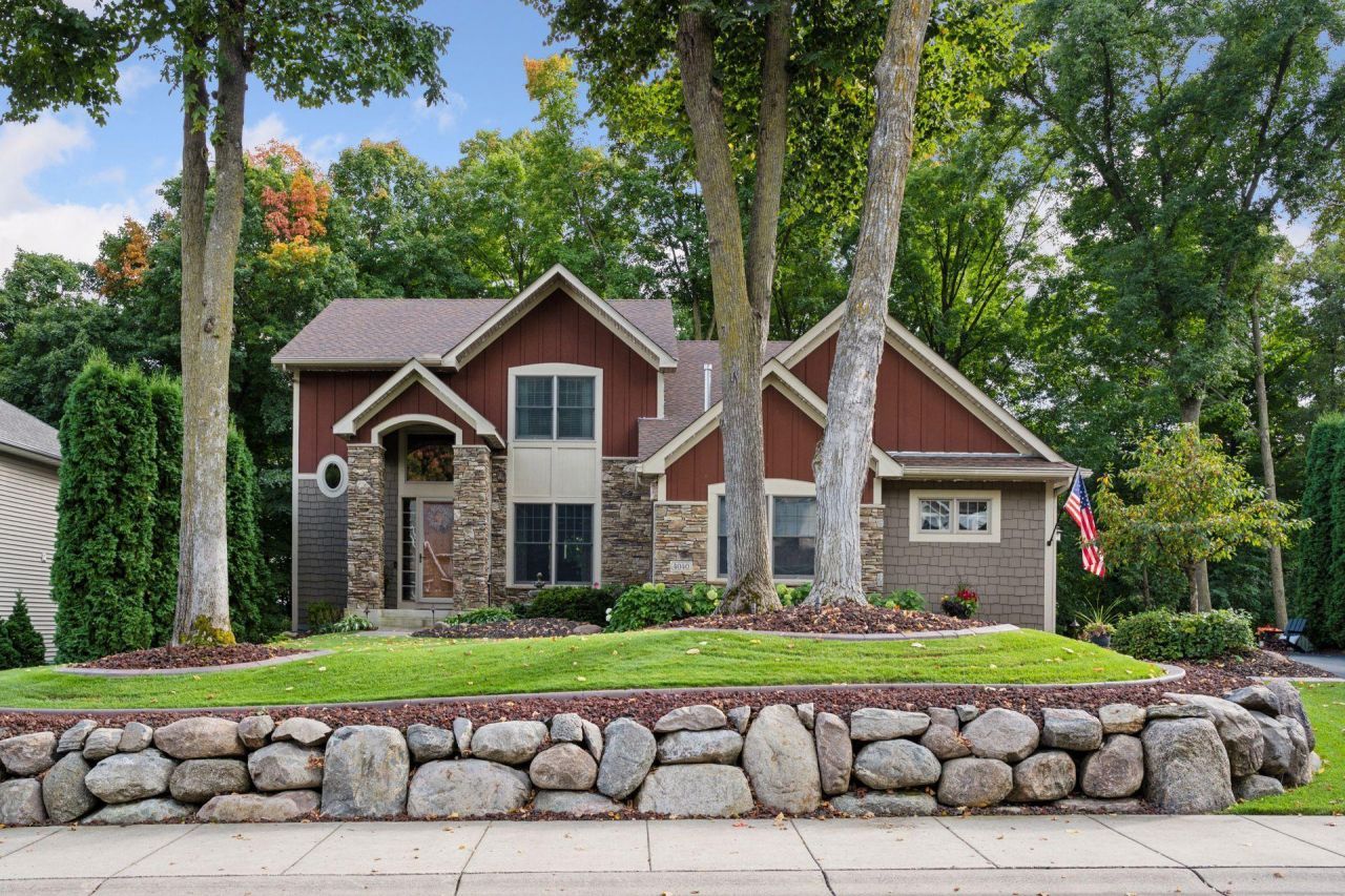 4040 Maple Hurst Drive S, Rockford, MN 55373 Main Photo