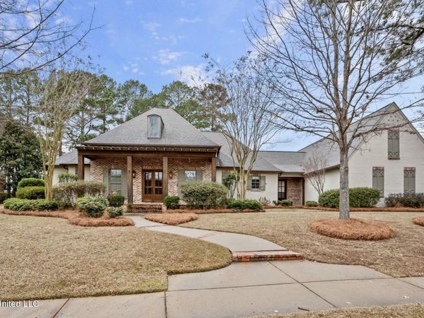 107 Cedar Woods Drive, Madison, MS 39110