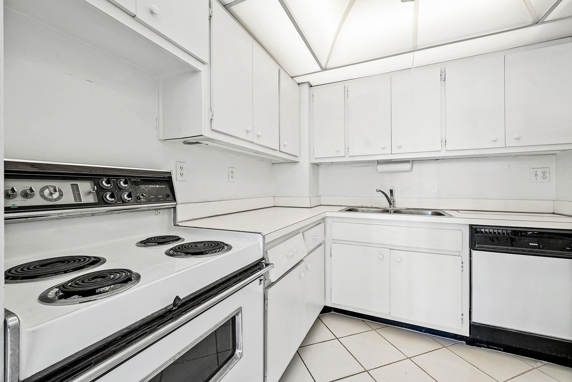 2600 N Flagler Drive, Unit 407, West Palm Beach, FL 33407 Photo