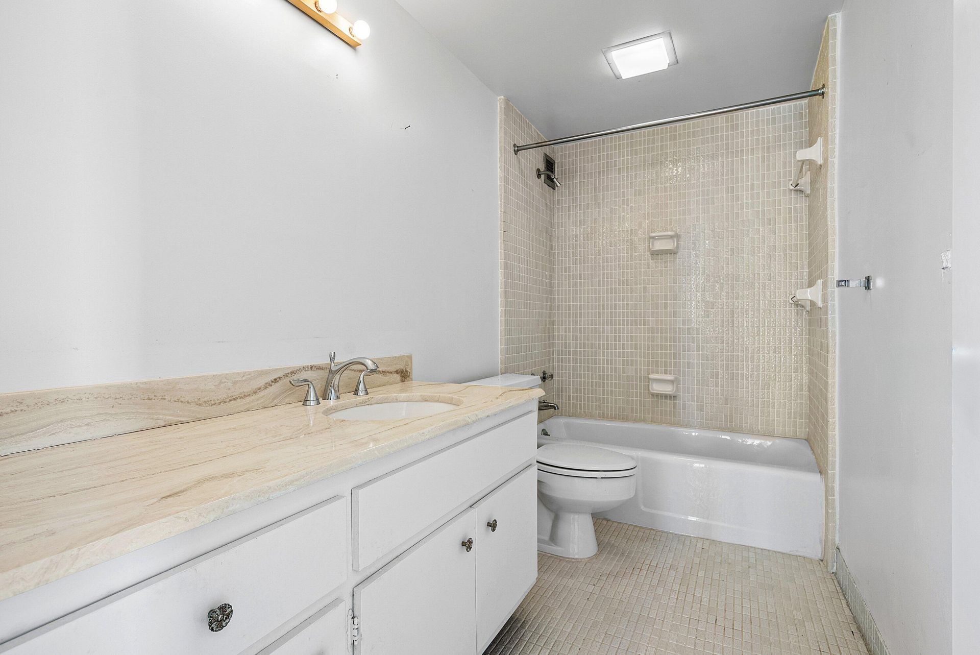 2600 N Flagler Drive, Unit 407, West Palm Beach, FL 33407 Photo