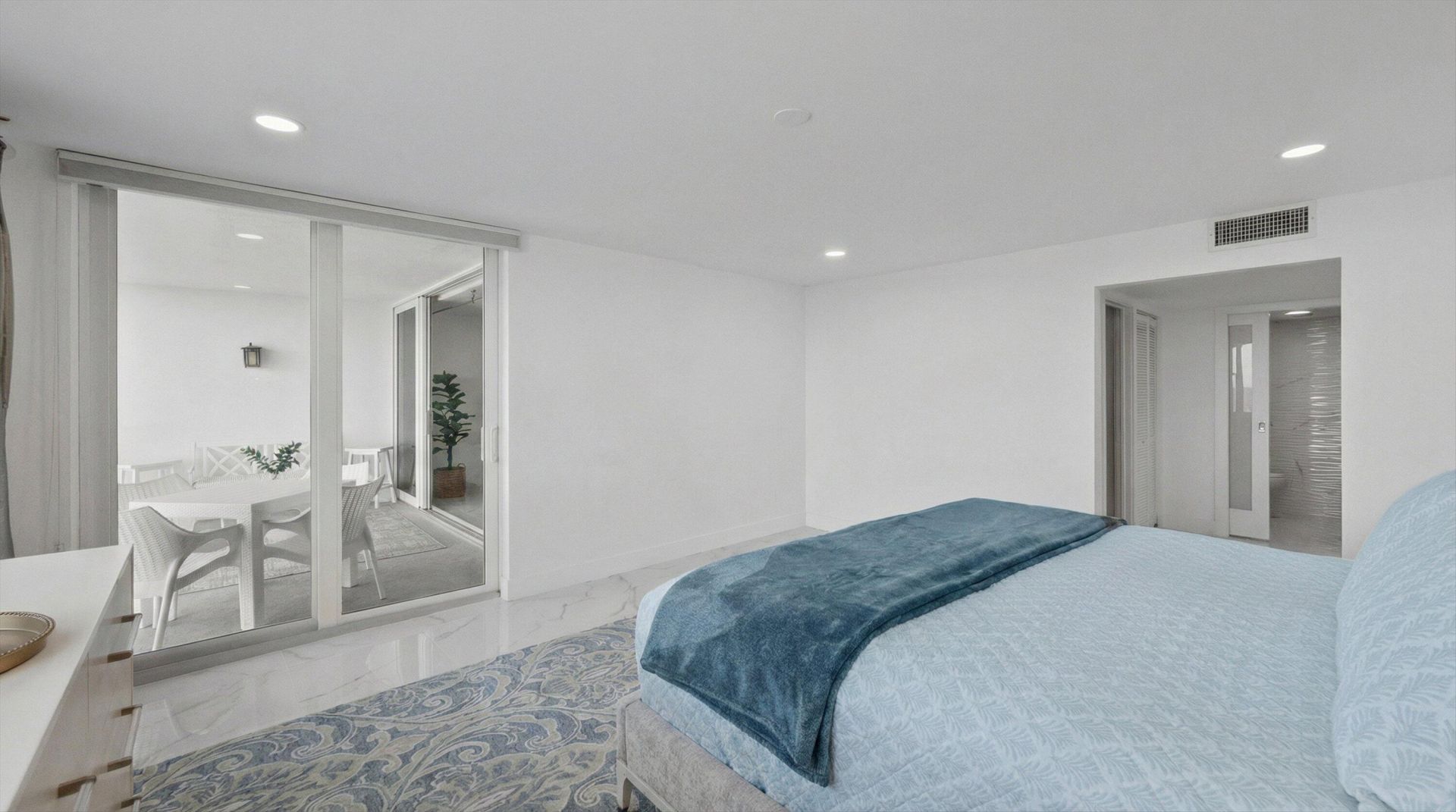 900 Ocean Drive, Unit 504, Juno Beach, FL 33408 Photo