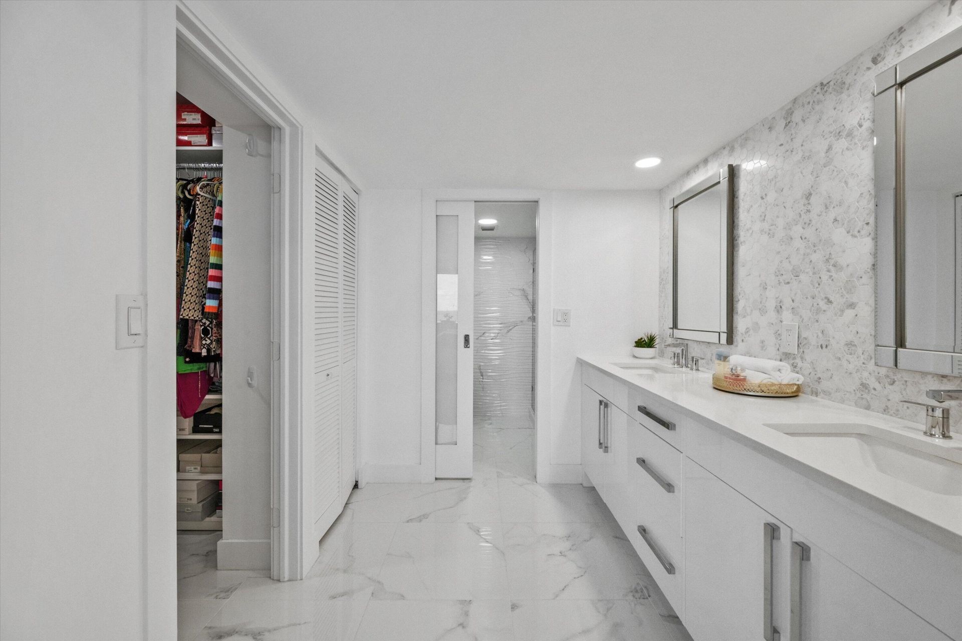 900 Ocean Drive, Unit 504, Juno Beach, FL 33408 Photo