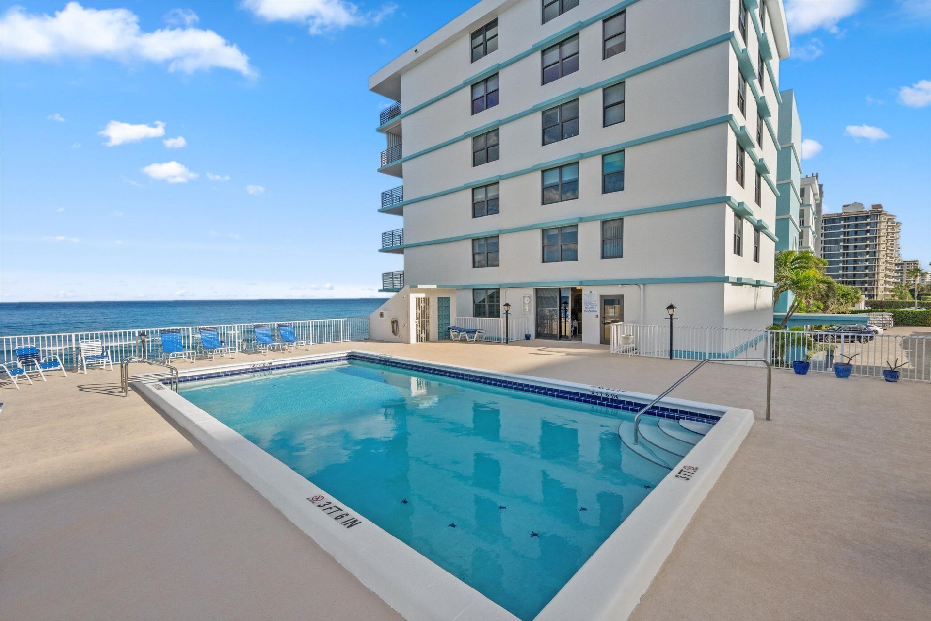 900 Ocean Drive, Unit 504, Juno Beach, FL 33408 Photo