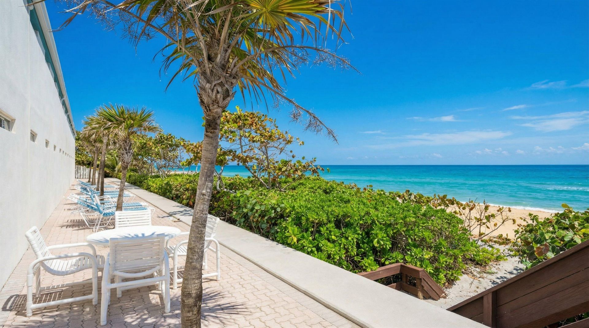 900 Ocean Drive, Unit 504, Juno Beach, FL 33408 Photo