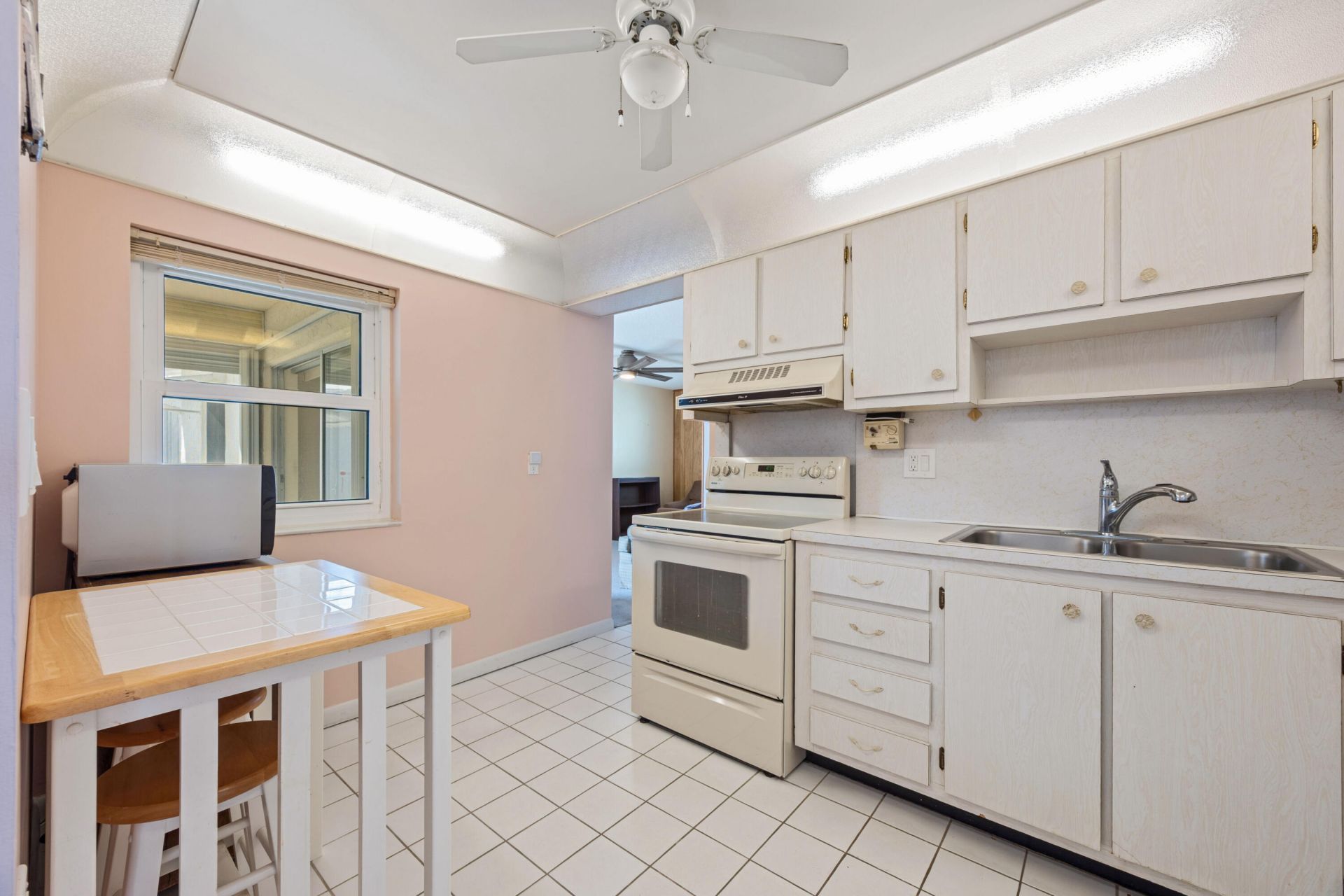 1828 SW 17th Street, Boynton Beach, FL 33426 Photo