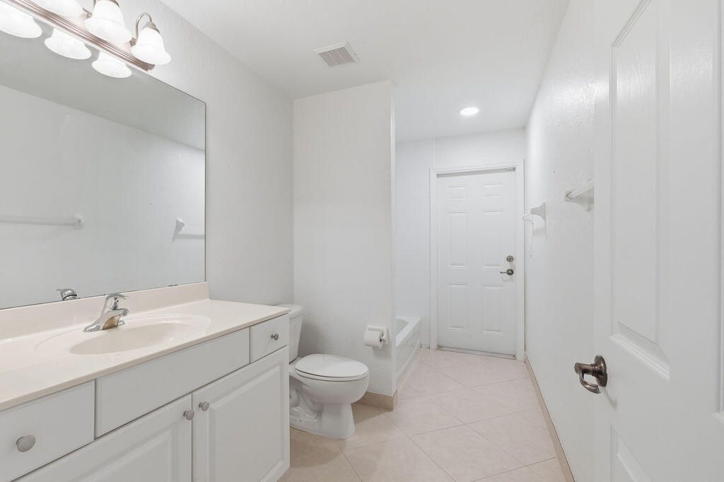 3601 SW Europe Street, Port Saint Lucie, FL 34953 Photo