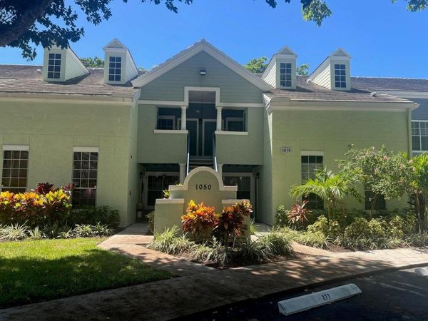 1050 Crystal Way, Unit D, Delray Beach, FL 33444