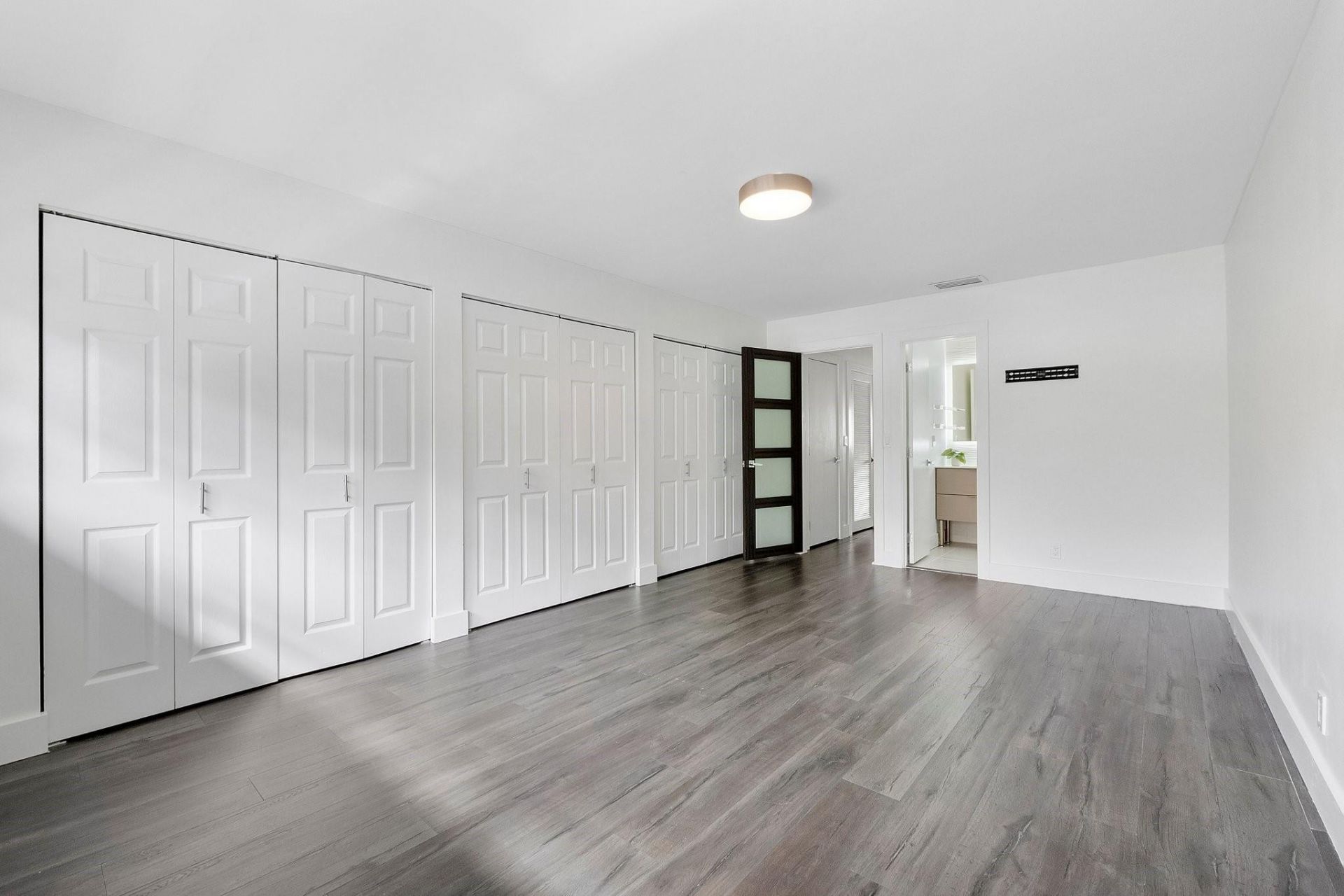 555 NE 7th Avenue, Unit 5A, Fort Lauderdale, FL 33301 Photo