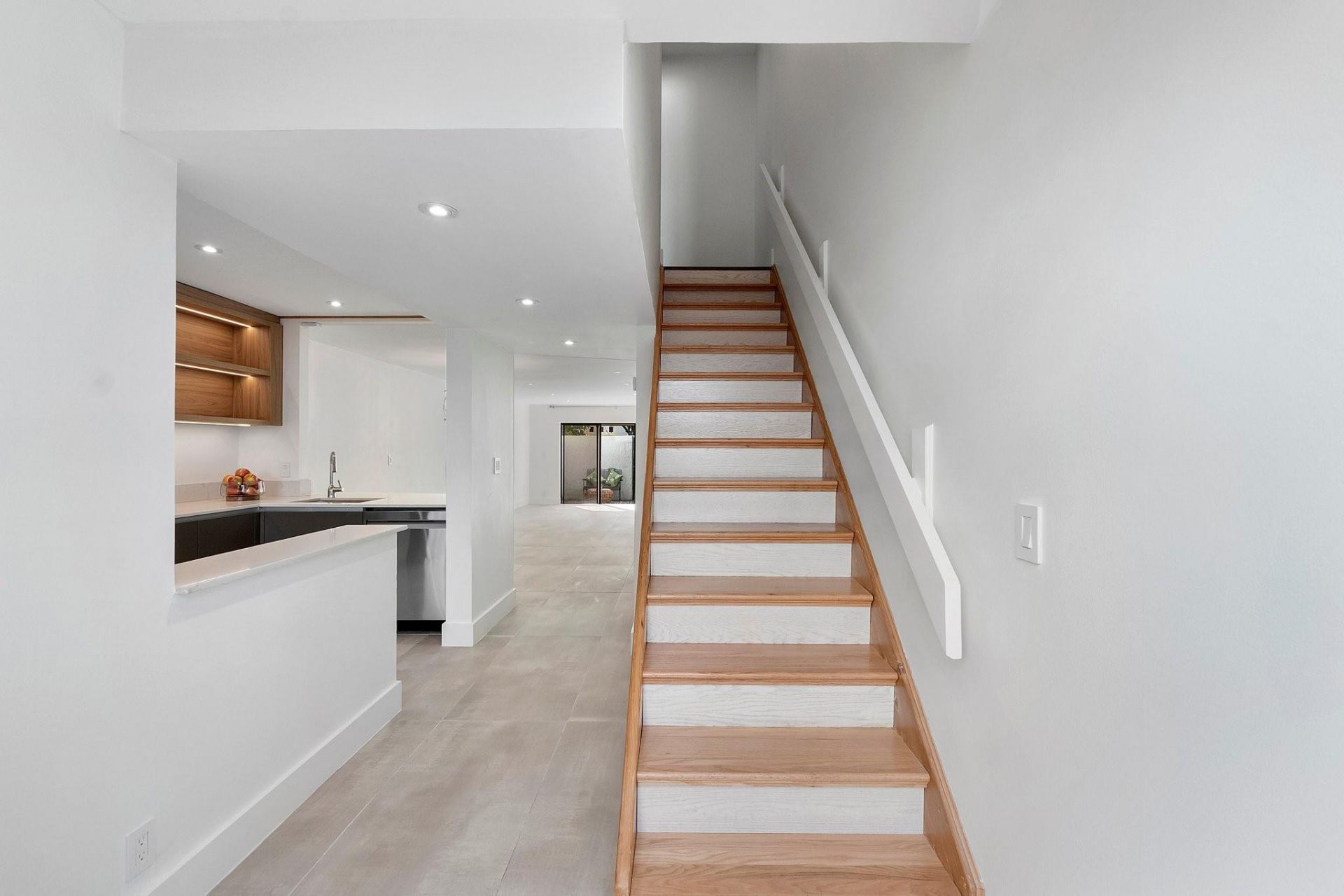 555 NE 7th Avenue, Unit 5A, Fort Lauderdale, FL 33301 Photo