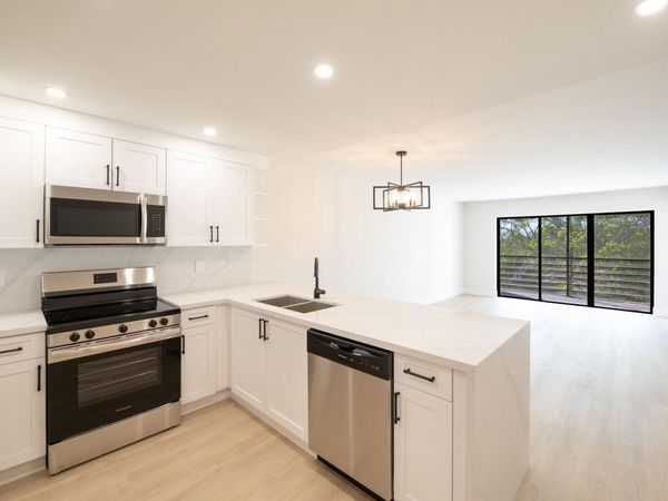 2322 S Cypress Bend Drive, Unit 411, Pompano Beach, FL 33069