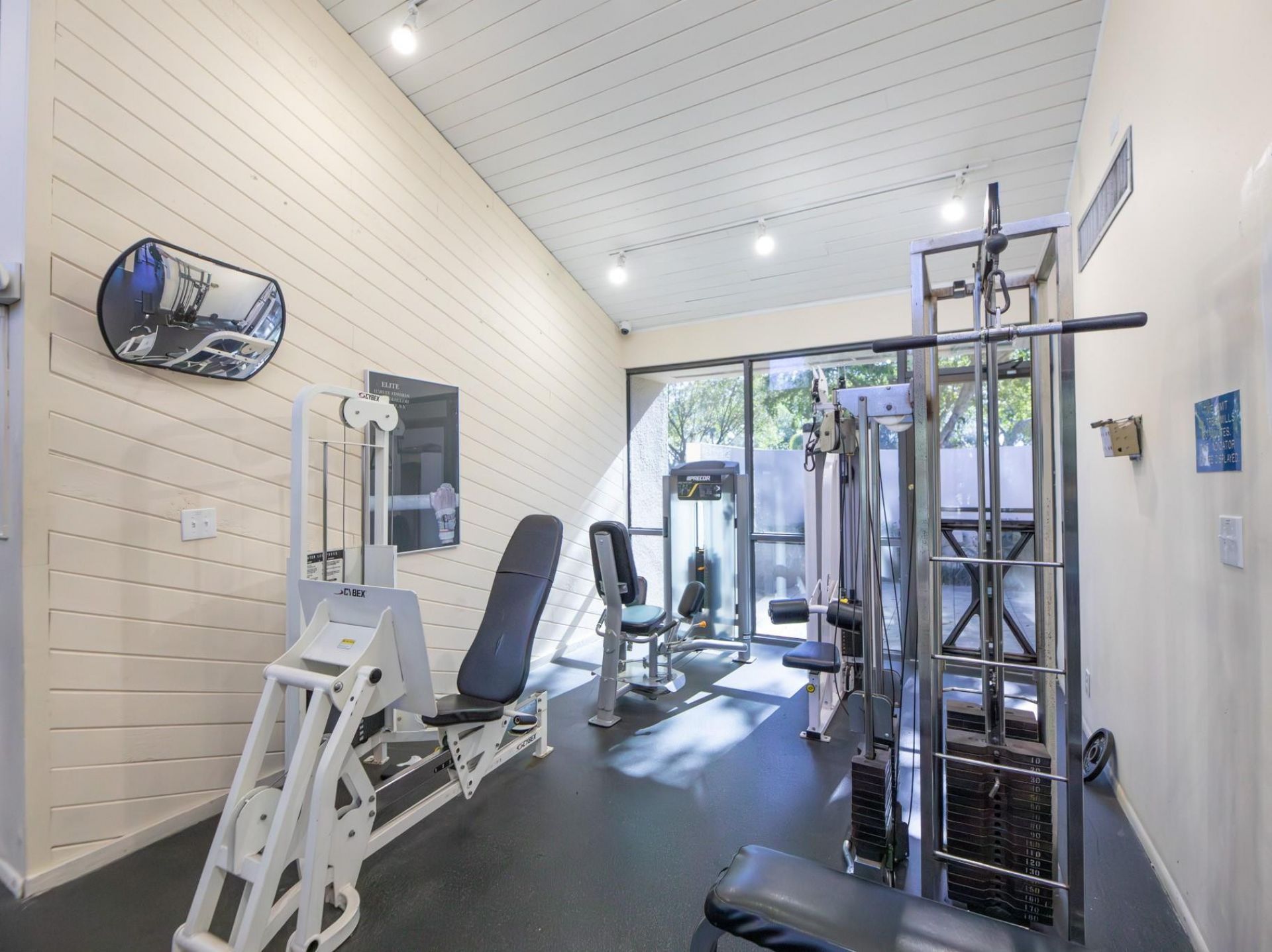 2322 S Cypress Bend Drive, Unit 411, Pompano Beach, FL 33069 Photo