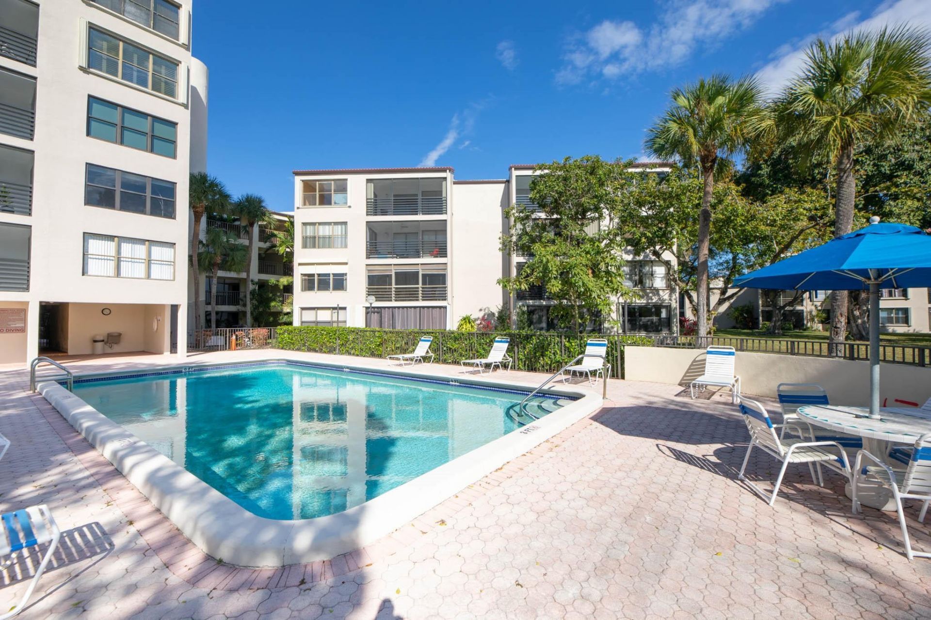 2322 S Cypress Bend Drive, Unit 411, Pompano Beach, FL 33069 Photo