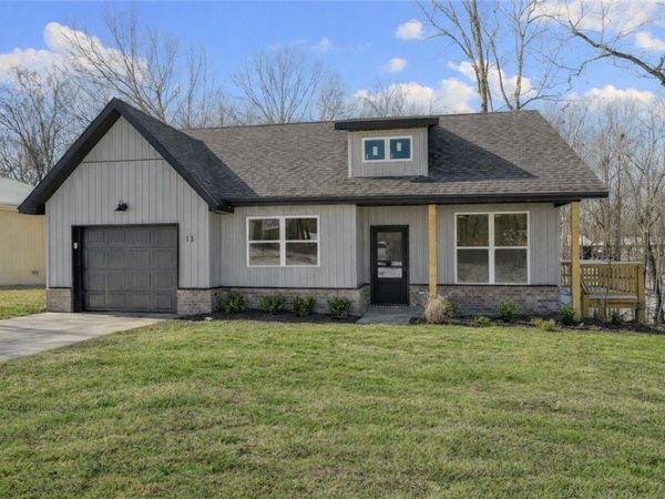 11 Wincanton Lane, Bella Vista, AR 72715