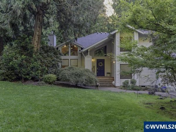 13032 Mapleleaf Ct NE, Aurora, OR 97002