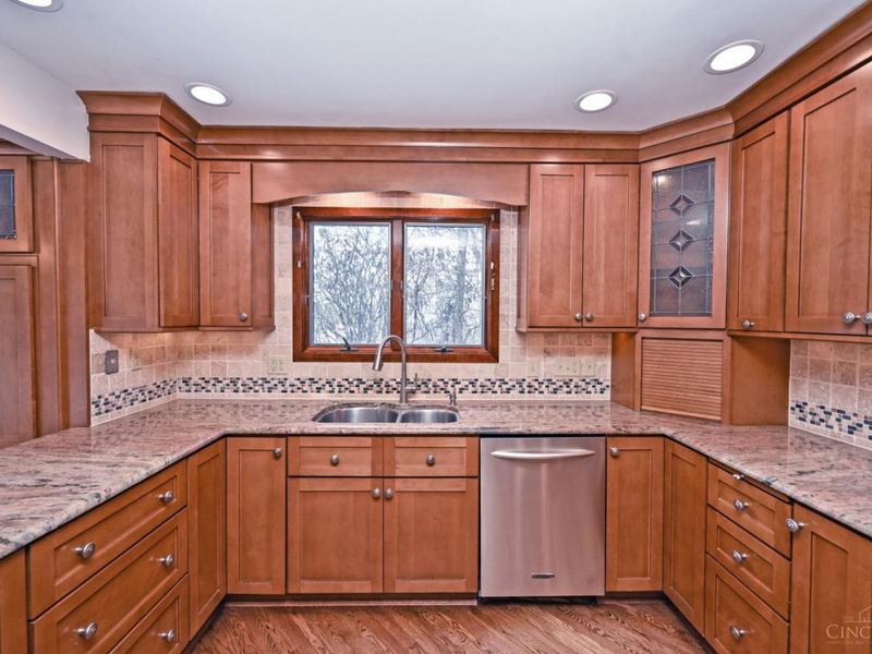 112 Bentwood Court, Blue Ash, OH 45241 Photo 19