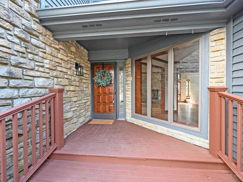 112 Bentwood Court, Blue Ash, OH 45241 Photo 3