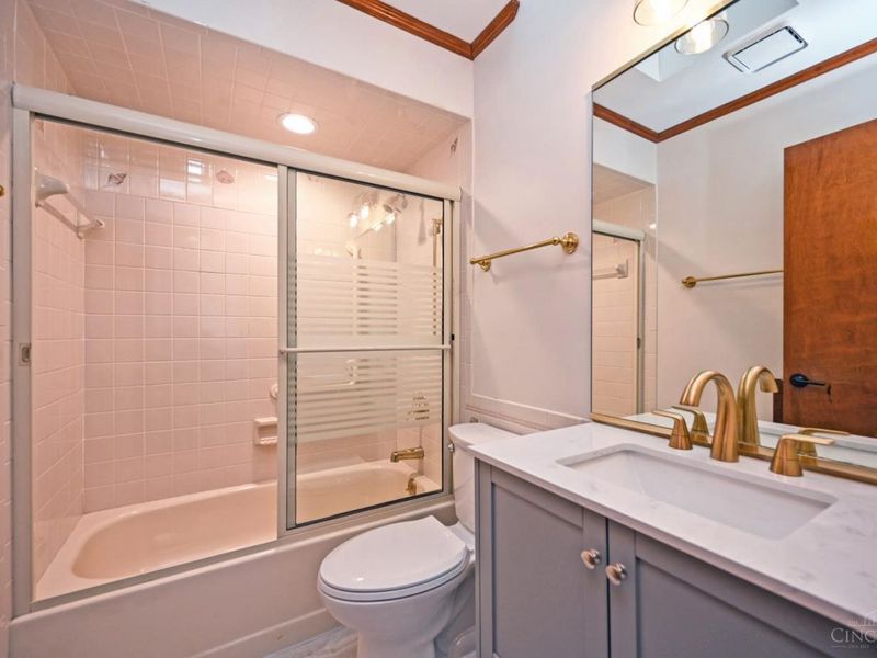 112 Bentwood Court, Blue Ash, OH 45241 Photo 41