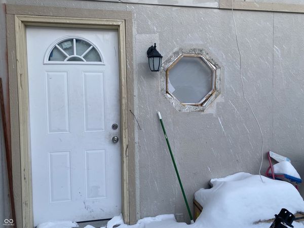 2863 Punto Alto Court, Unit 33/C, Indianapolis, IN 46227