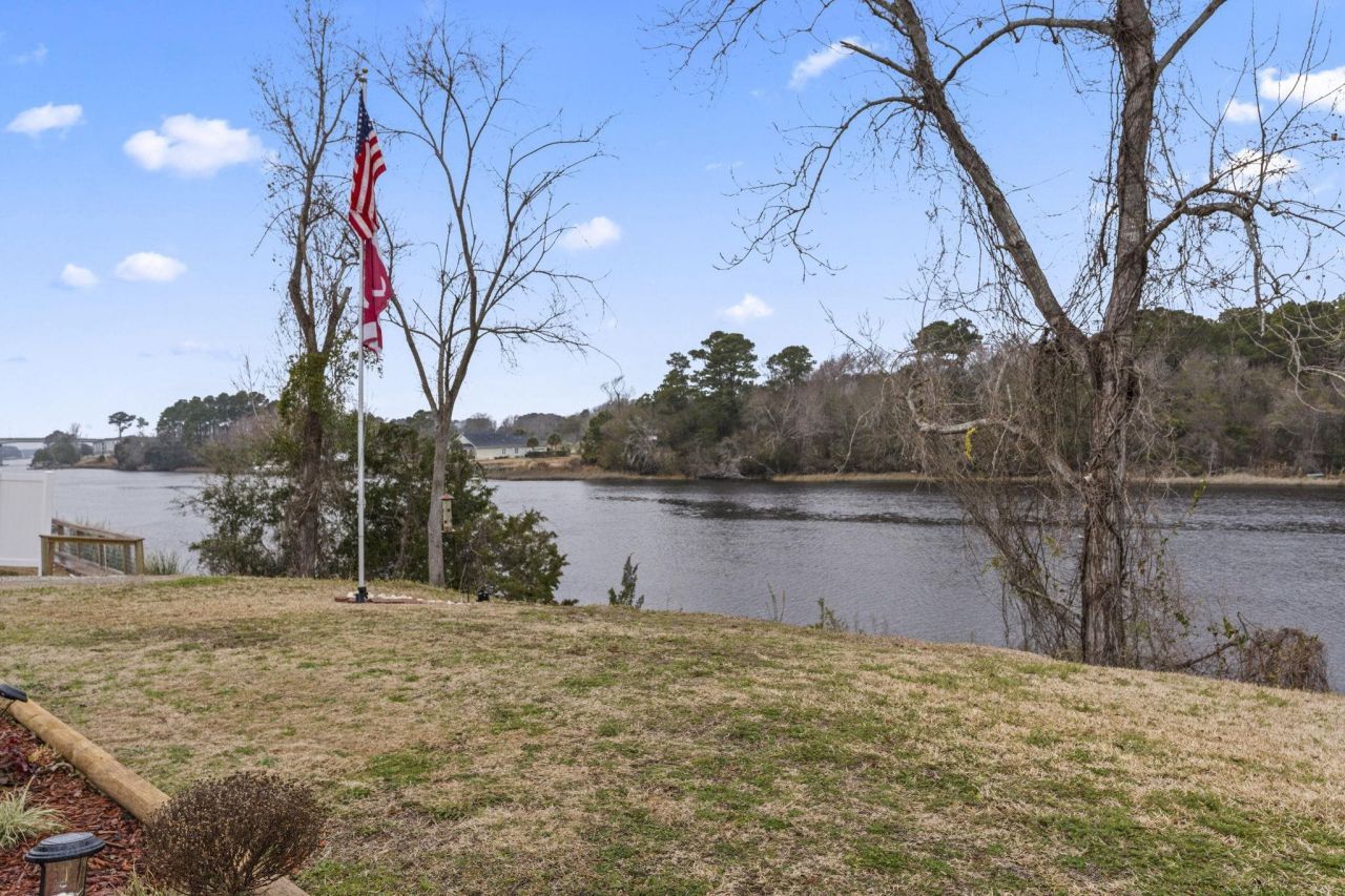 801 Waterway Dr. Photo 20