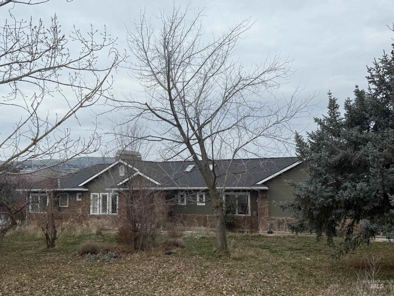 3737 W Rock Garden Ln, Boise, ID 83714 Main Photo