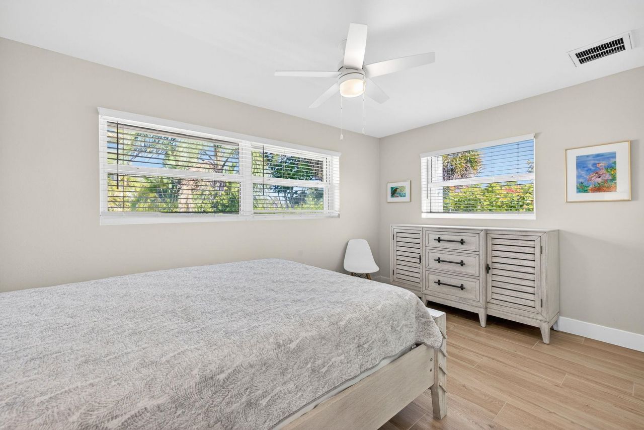 952 Kings Crown Dr, Sanibel, FL 33957 Photo