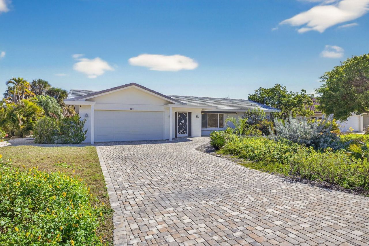 952 Kings Crown Dr, Sanibel, FL 33957 Photo