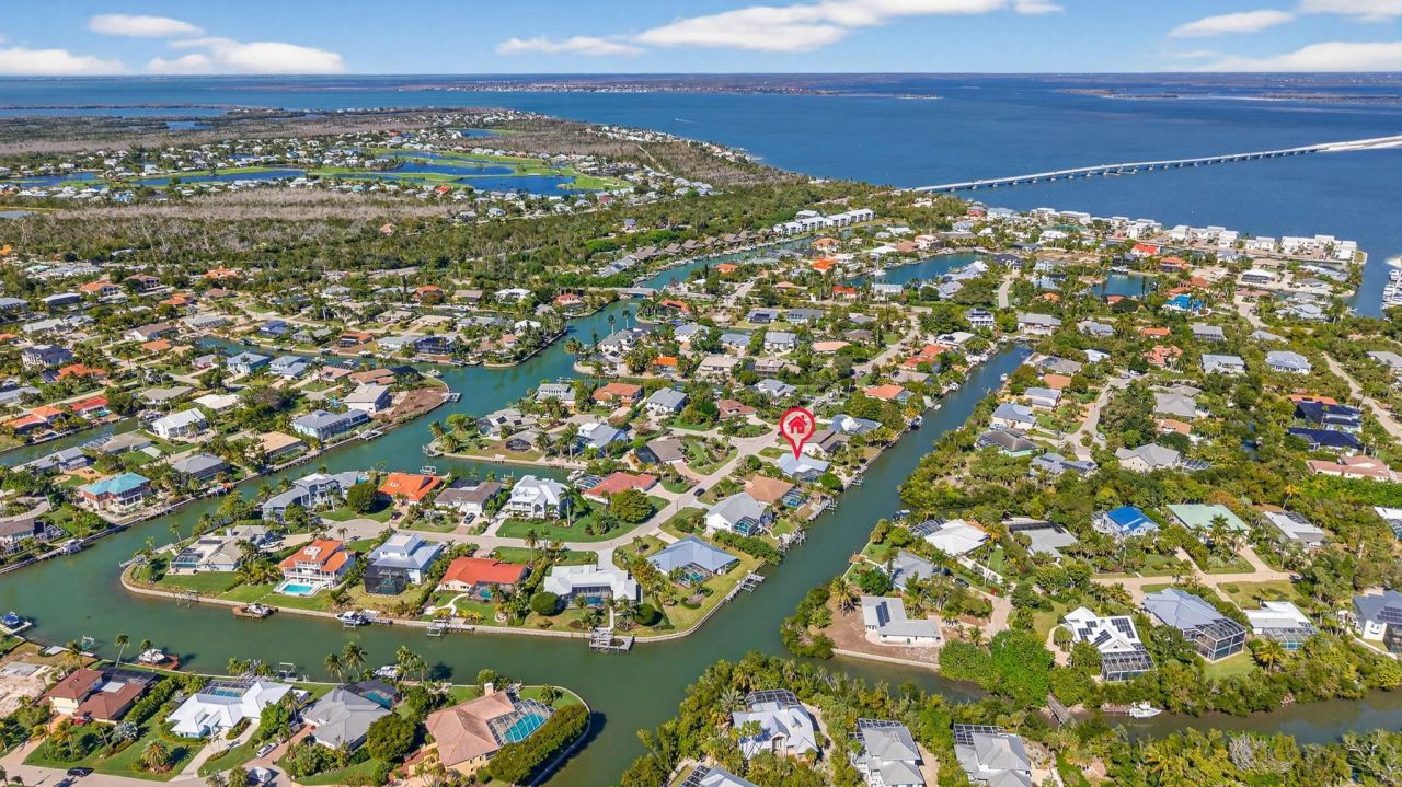 952 Kings Crown Dr, Sanibel, FL 33957 Photo