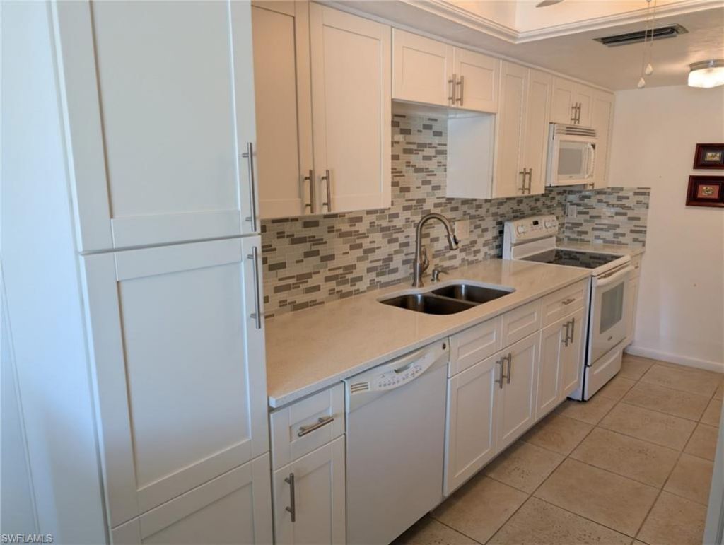 1111 Cape Coral Pkwy W, Unit 106, Cape Coral, FL 33914 Photo