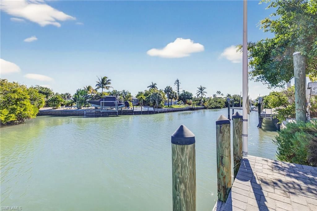 952 Kings Crown Dr, Sanibel, FL 33957 Photo